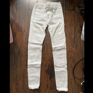 White American Eagle jeans
